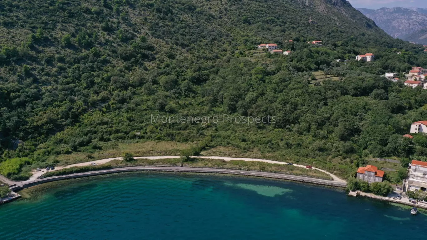 Prcanj plac veliki 5