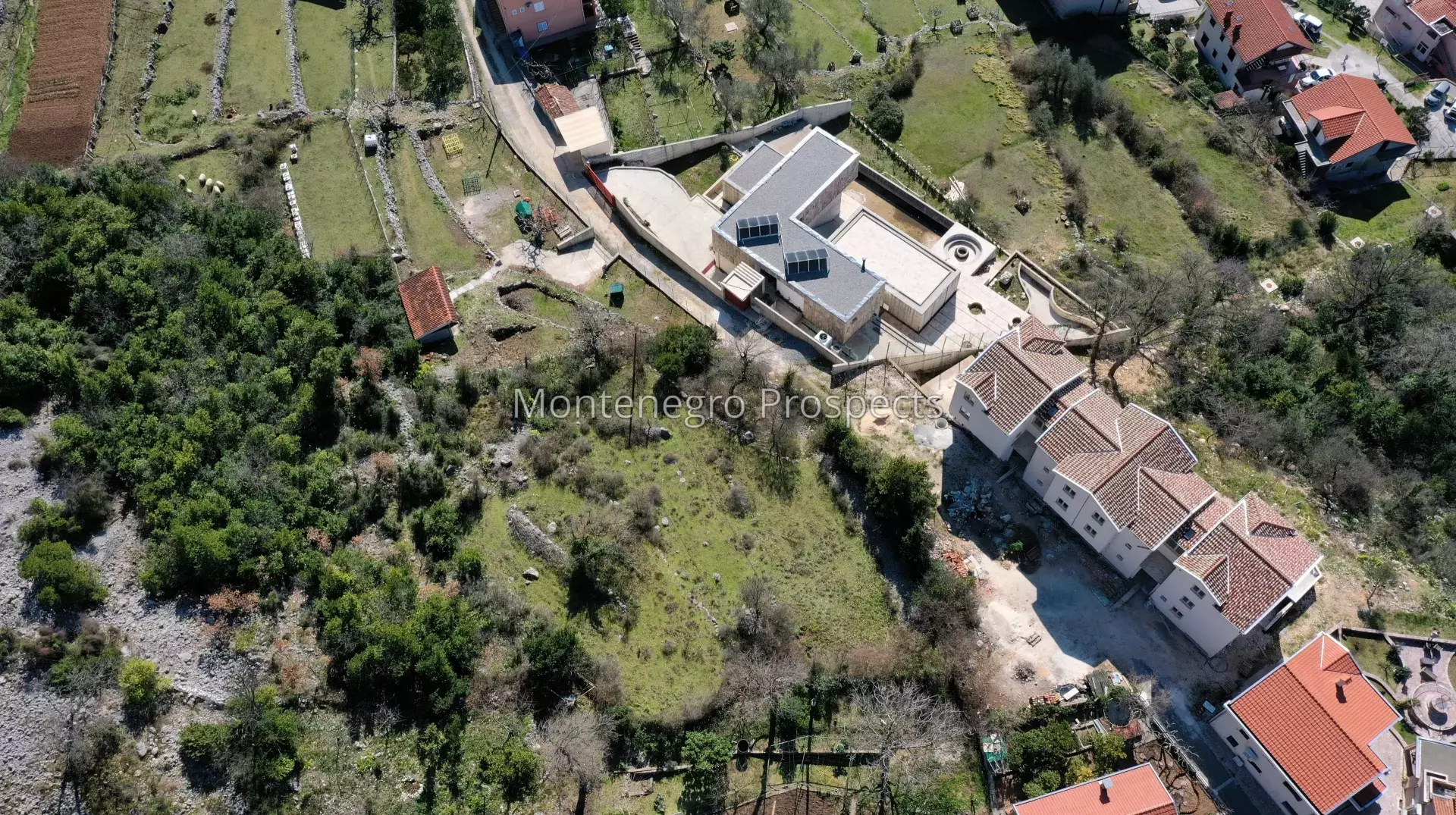 13435 plot in dobrots 1.jpg