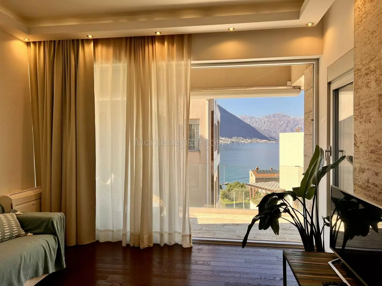 Two bedroom aparment just few minutes from the sea in dobrota kotor bay 13839 15