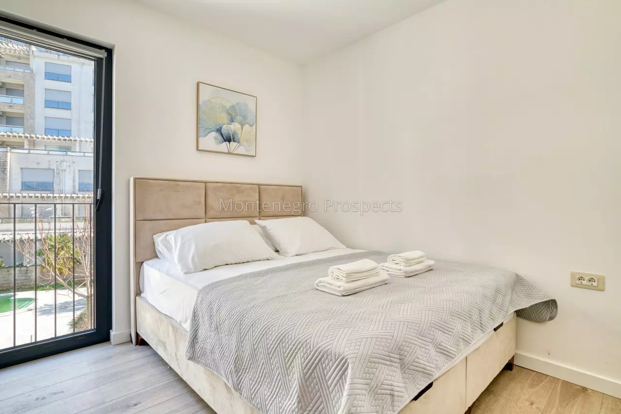 One bedroom apartment for sale 13828 2 1280x853
