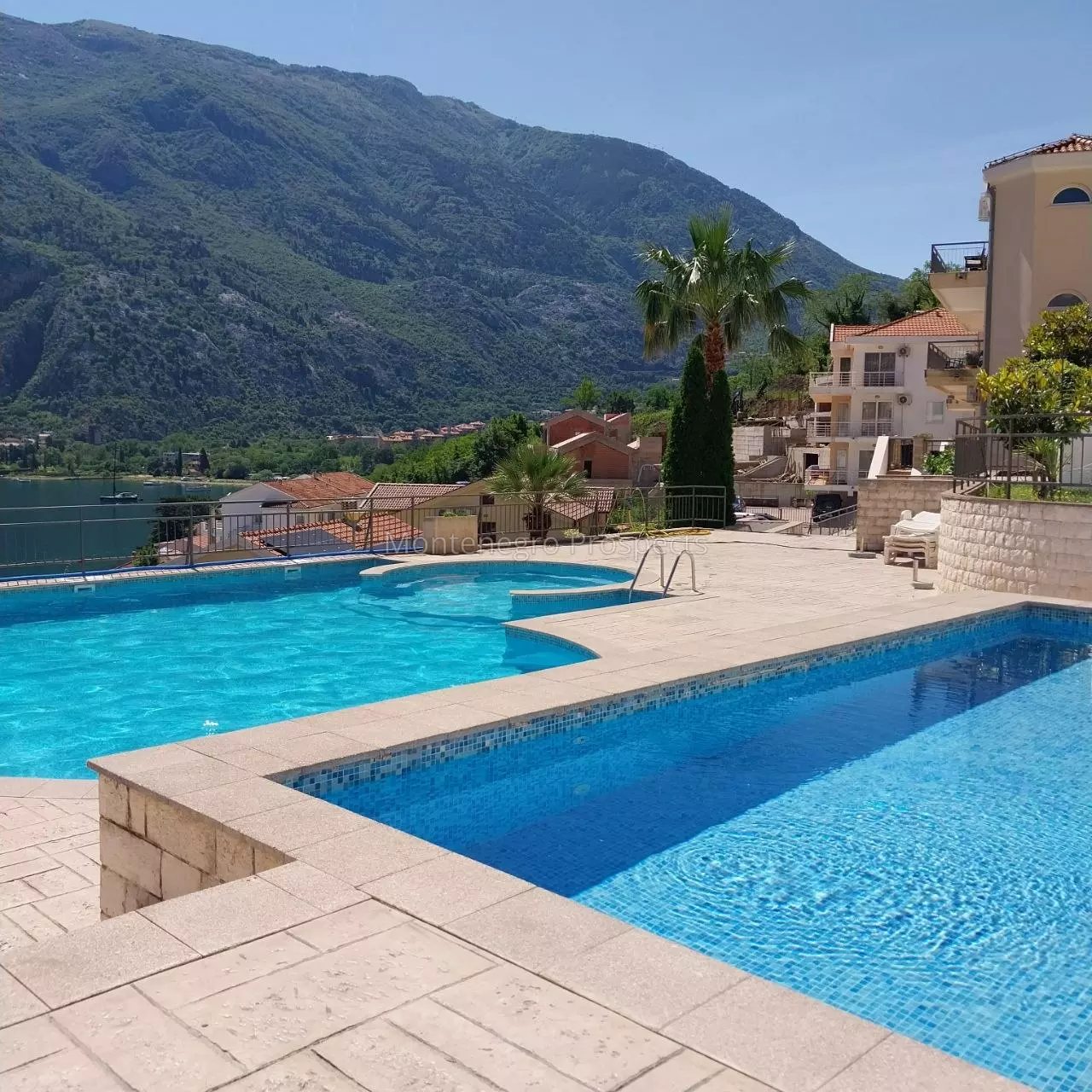 Two bedroom apartment with excellent sea views kotor 13855