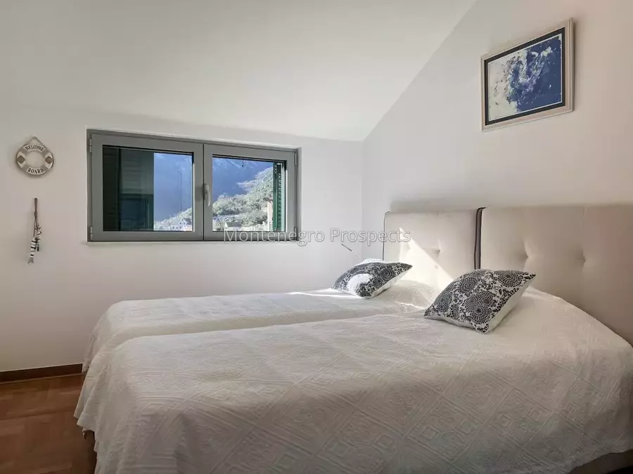 Penthouse with stunning sea views in lavender bay morinj 13665 11.jpeg
