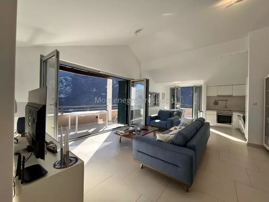 Penthouse with stunning sea views in lavender bay morinj 13665 44.jpeg