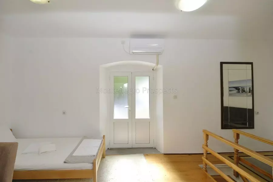 Family house in skaljari kotor 7909 2