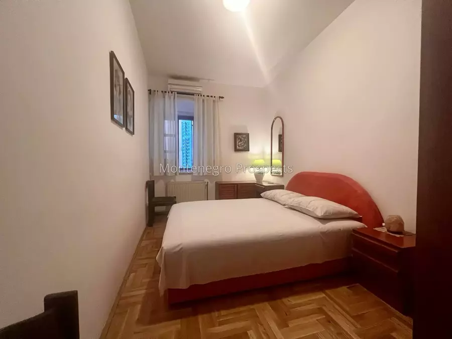 Charming two bedroom apartment in the heart of old town of kotor 13797 7.jpg