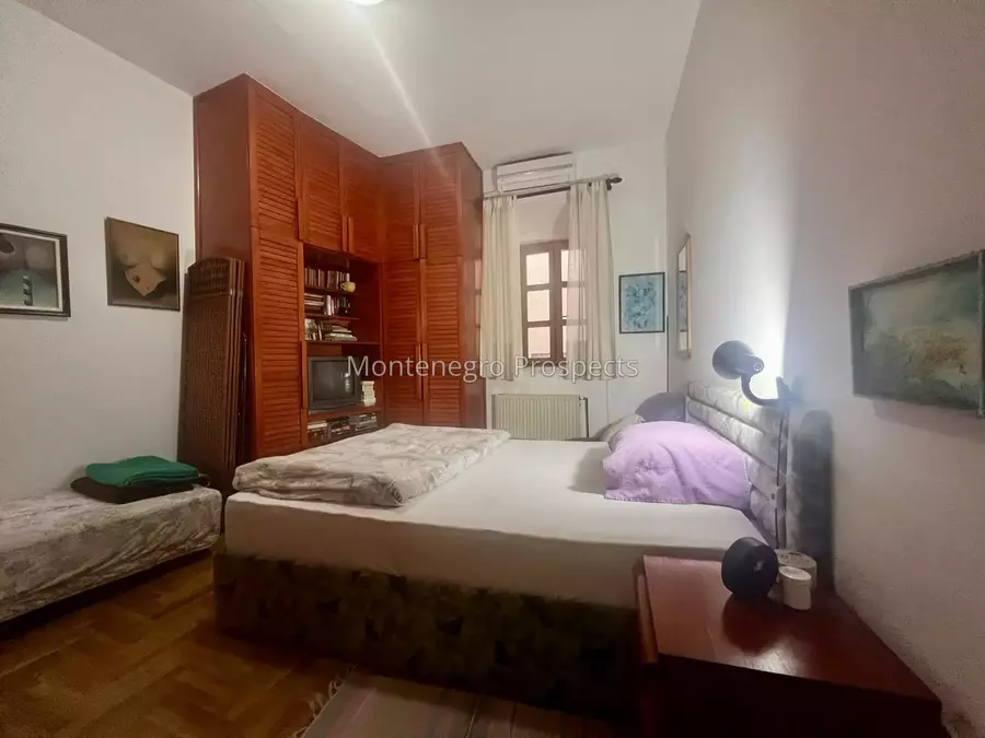 Charming two bedroom apartment in the heart of old town of kotor 13797 8.jpg