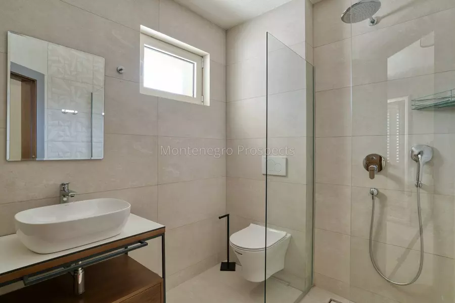 Apartment for sale in prcanj 13809 10 1575x1050