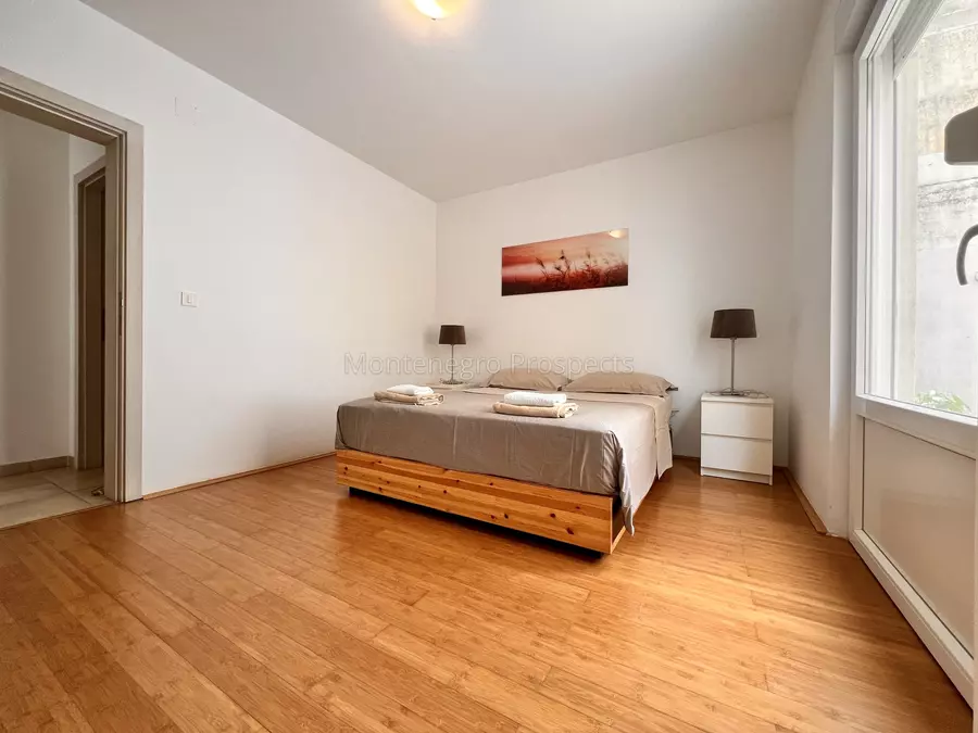 Two bedroom apartment with undisturbed sea views kotor bay 13800 11