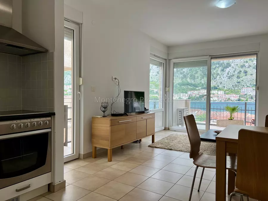 Two bedroom apartment with undisturbed sea views kotor bay 13800 9