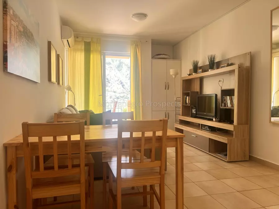 One bedroom apartment with sea views in muo kotor bay 13824 1