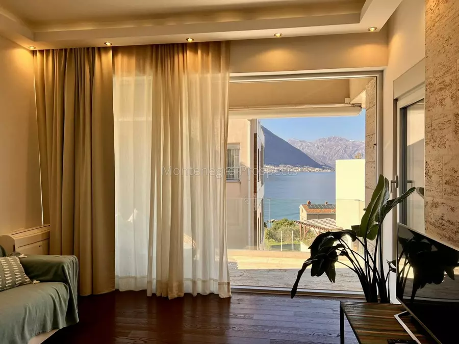 Two bedroom aparment just few minutes from the sea in dobrota kotor bay 13839 15