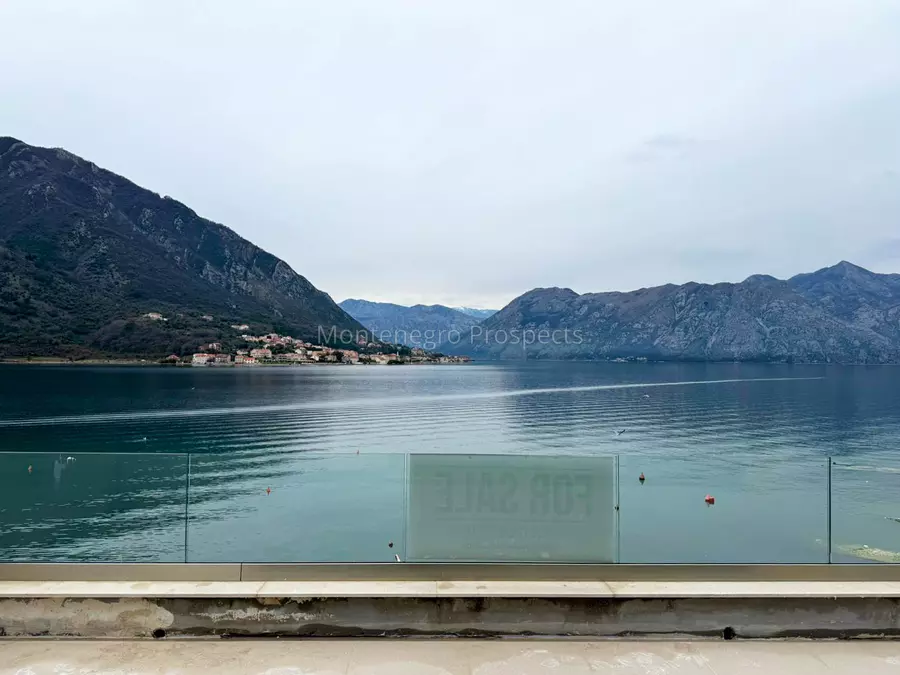 Penthouse for sale dobrota 13844 14