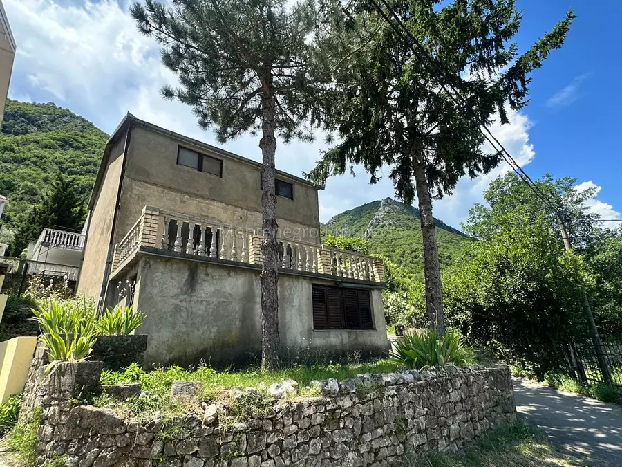 14189 house for renovation kotor 20