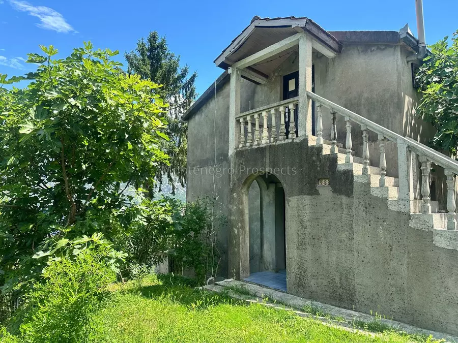 14189 house for renovation kotor 6