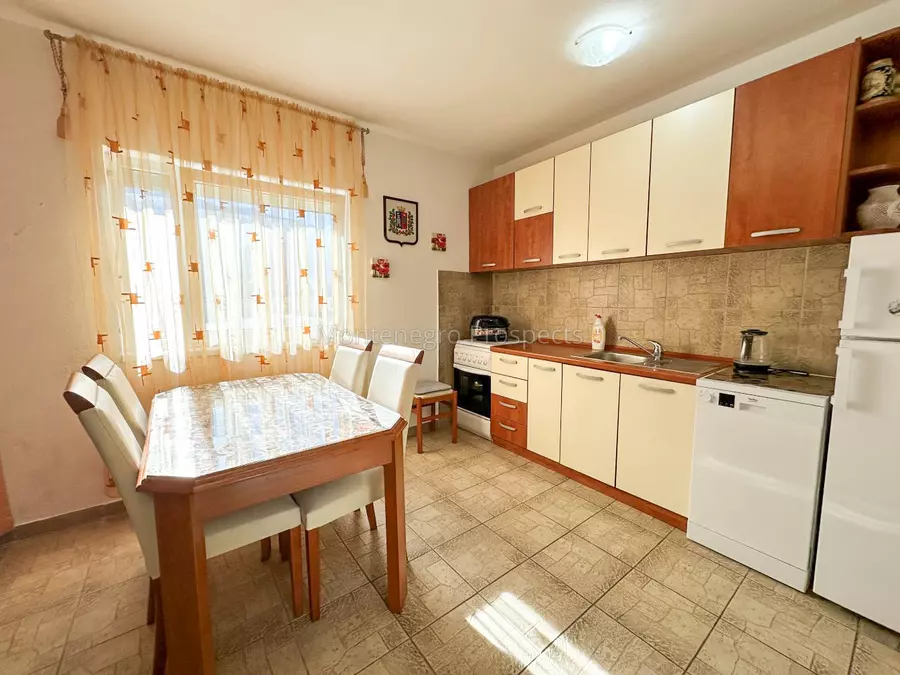 10716 stan na prodaju prcanj kotor 4