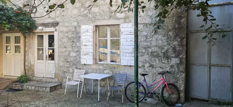 11430 11